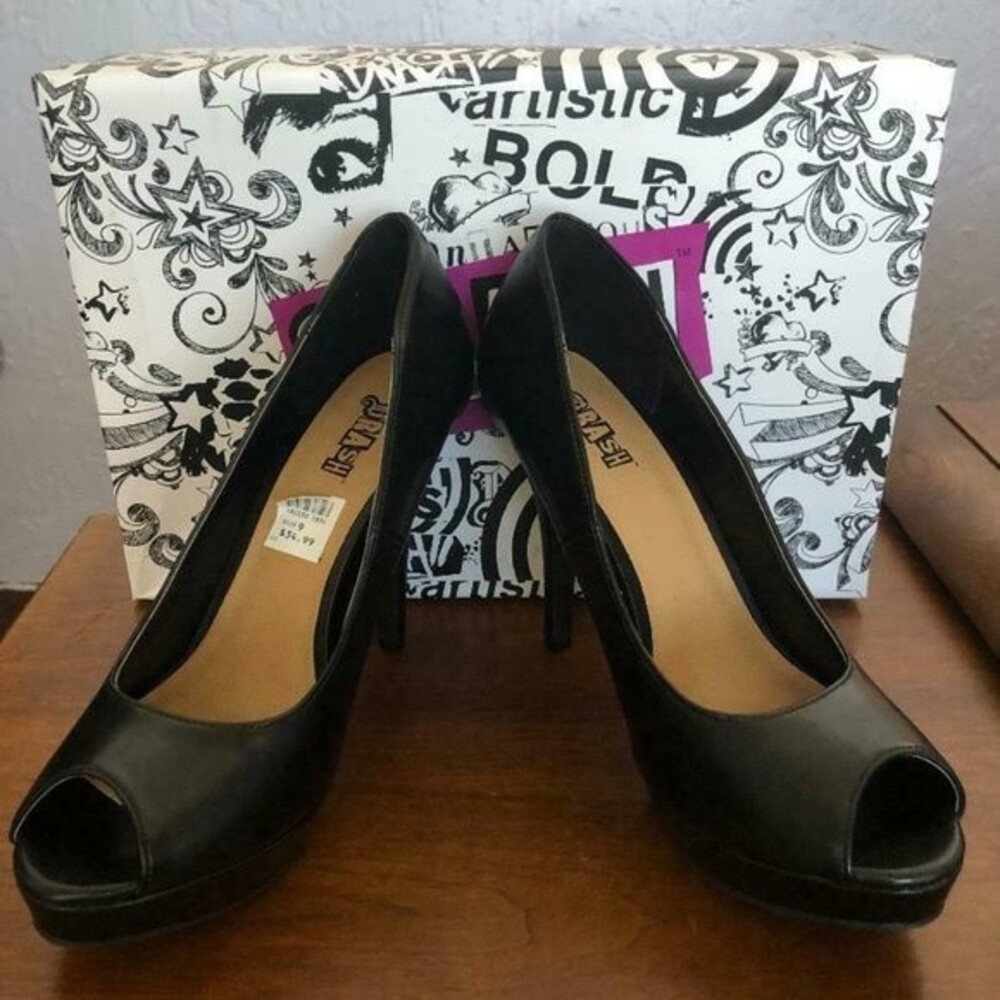 BRASH "LUSTER" STILETTO HEELS SZ 9 NIB BLACK